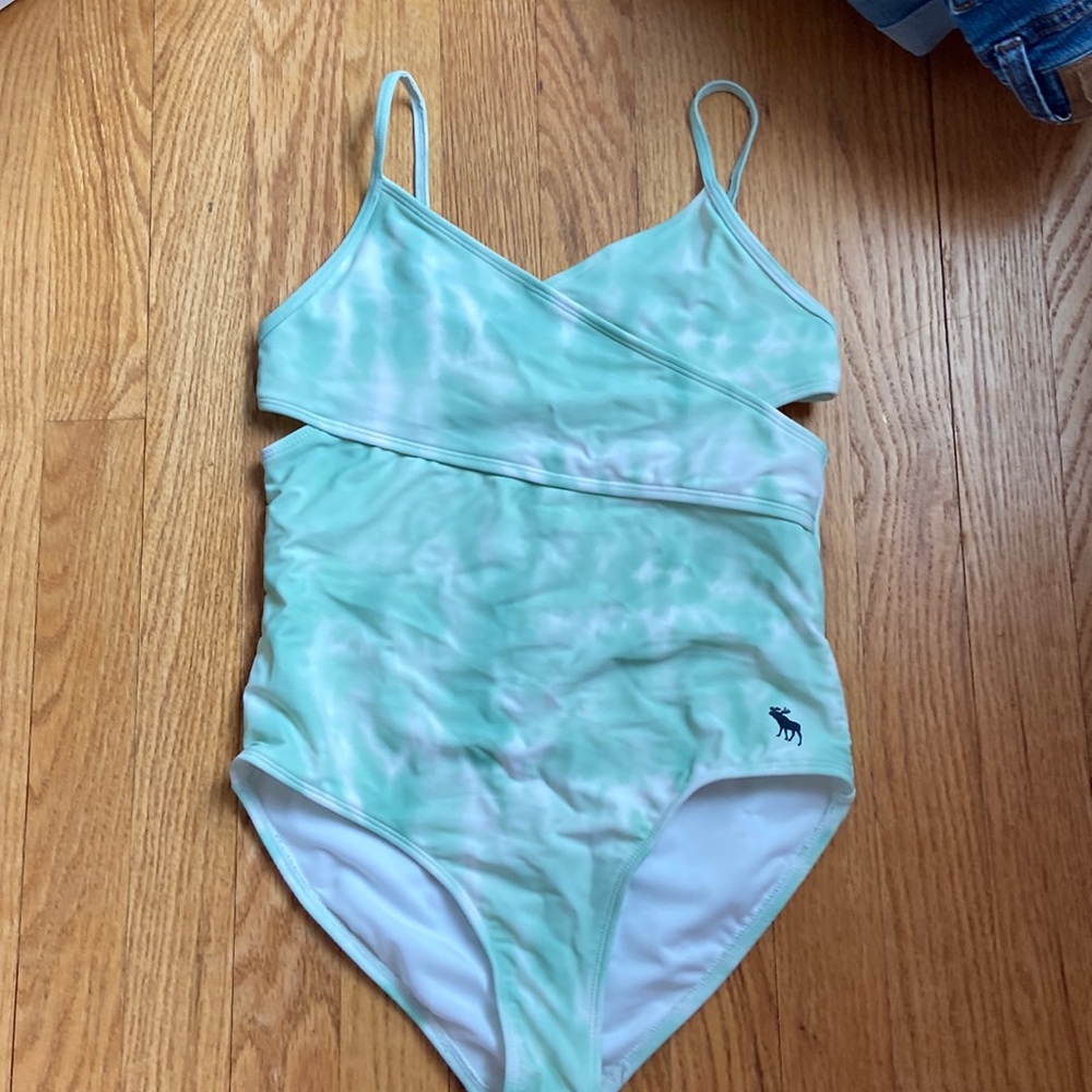 Abercrombie Kids Lightly used One Piece size 11/12